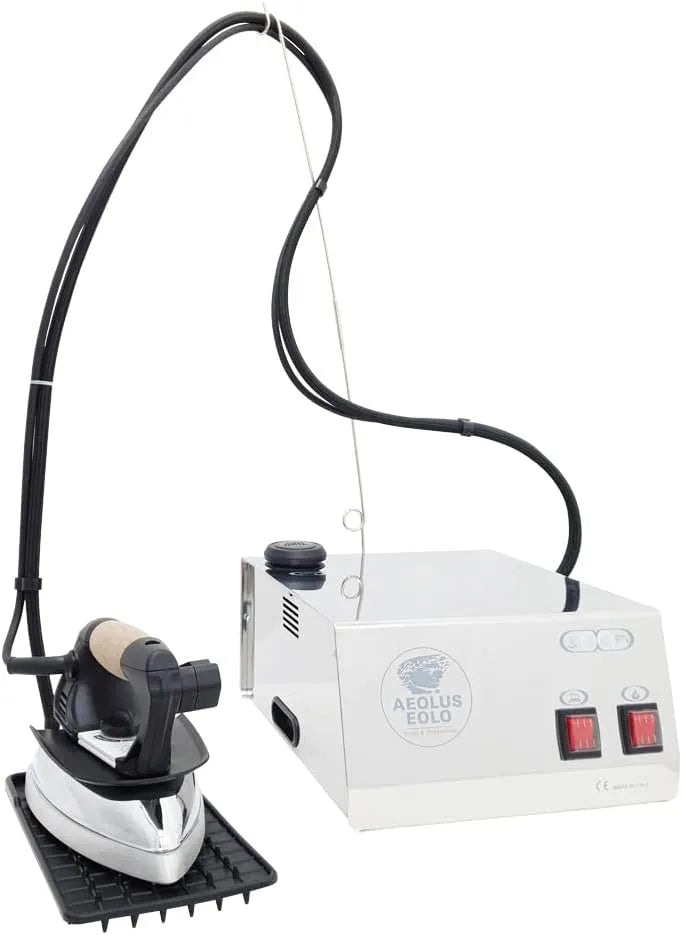 AISI 304 GVK4 Professionelles Bügelsystem mit Kessel aus Edelstahl AISI 304 automatischer Aufladung und externem Widerstand gegen Kalk Garantie 5